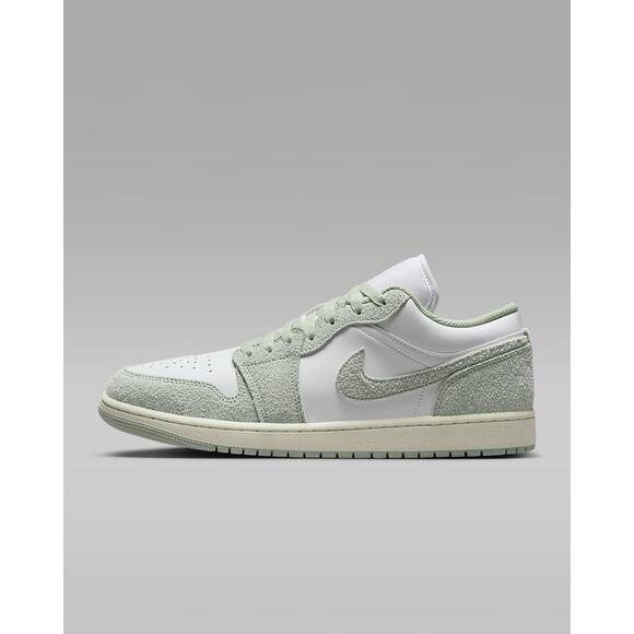 NEW Nike Air Jordan 1 Low SE White Sail Seafoam FN5214-131 Men’s Size 12 - Picture 2 of 7